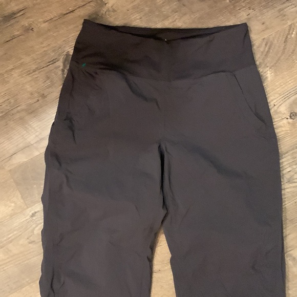 Prana Black Summit Joggers Medium - Picture 4 of 10
